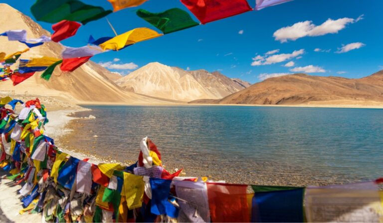 ladakh-sightseeing-and-things-to-do-feature-compressed